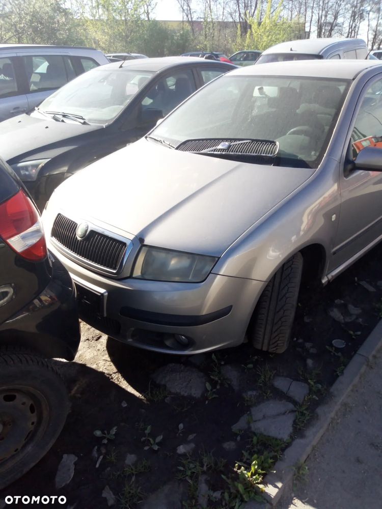 Škoda Fabia I Sedan klapa tylnia - 2