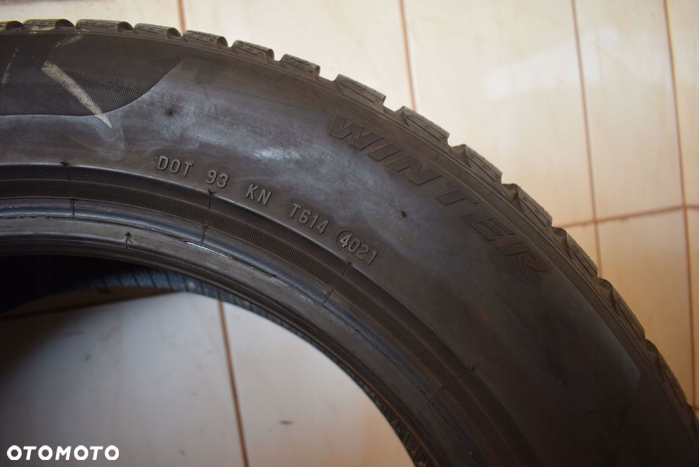 R17 205/60 Pirelli Sottozero 3 * - 8