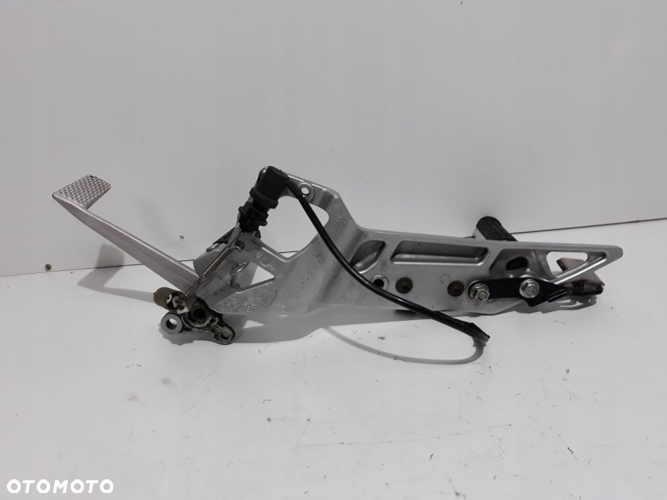 YAMAHA FJR 1300 SET PODNÓŻEK NÓŻKA KOMPLETNY 06-12 - 2