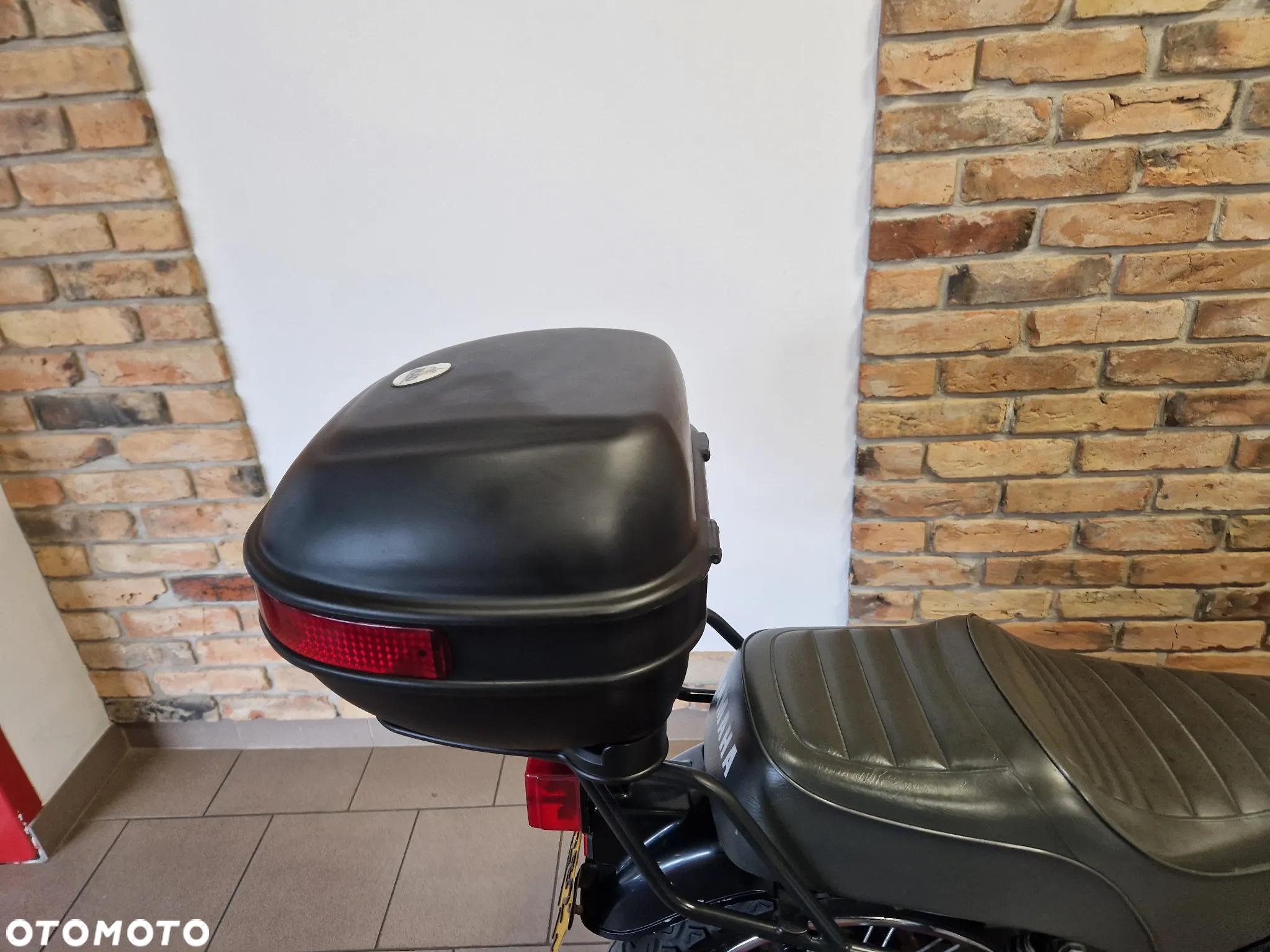 Yamaha SR - 16