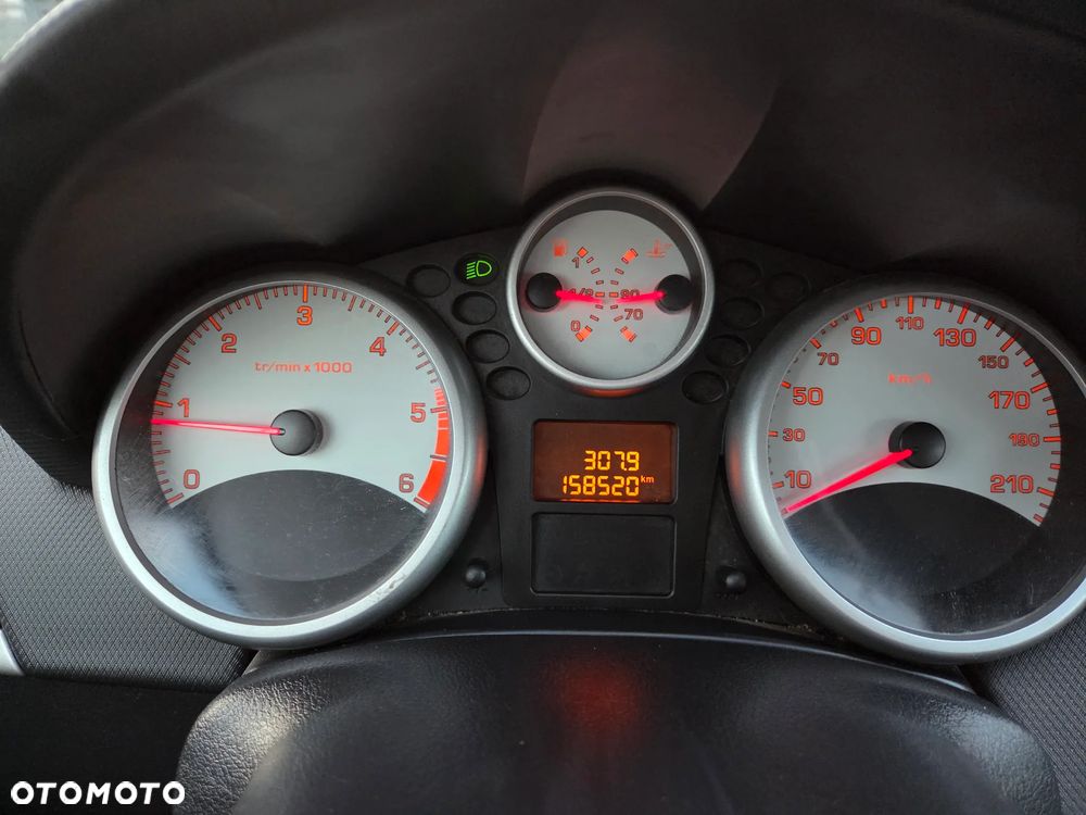 Peugeot 207 1.6 HDi 16V Trendy - 14