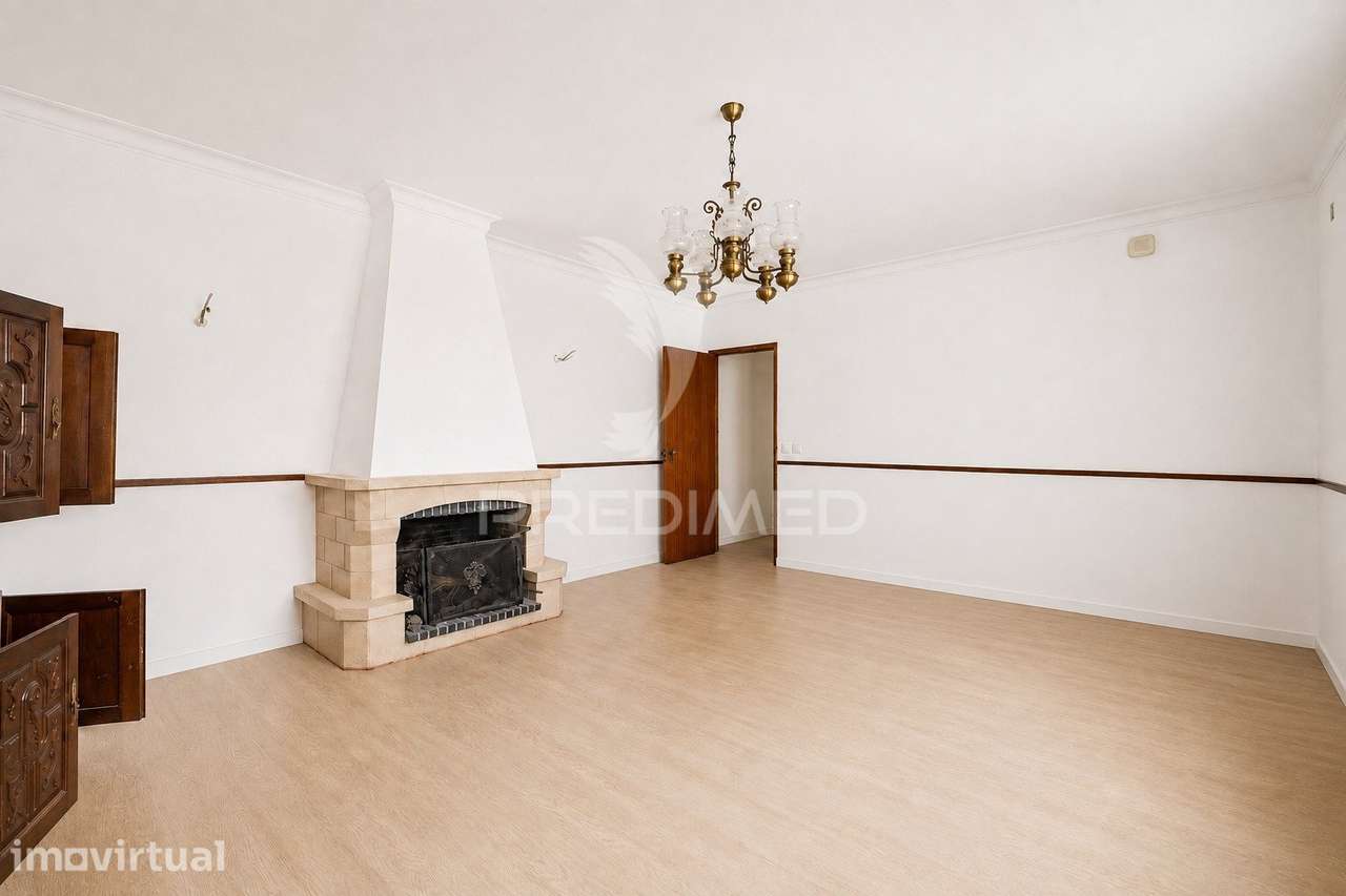 Apartamento T2 no Centro de Alcobaça - Grande imagem: 2/29