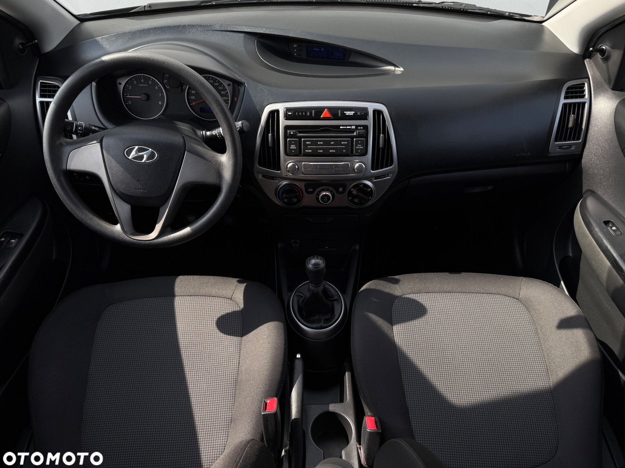 Hyundai i20 1.2 Fifa World Cup Edition - 8