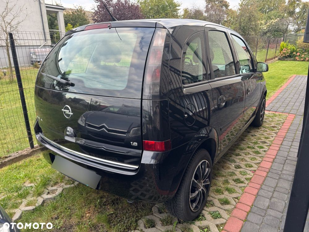 Opel Meriva 1.6 Essentia MTA - 12