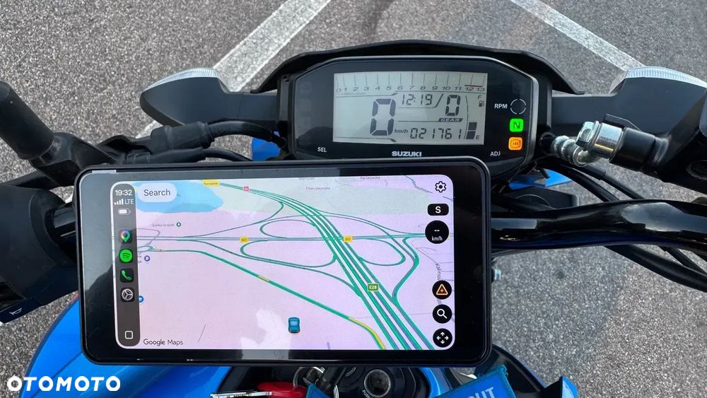 Suzuki GSX - 7
