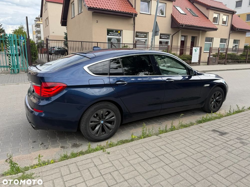 BMW 5GT 550i - 4
