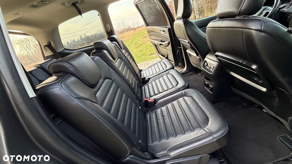 Ford Galaxy 2.0 EcoBlue Twin-Turbo Titanium - 34