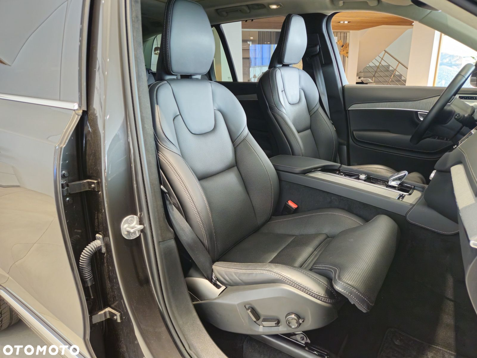 Volvo XC 90 - 29