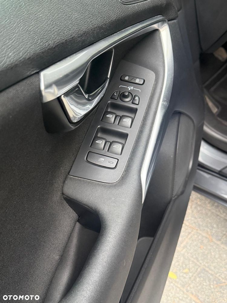 Volvo V40 - 15