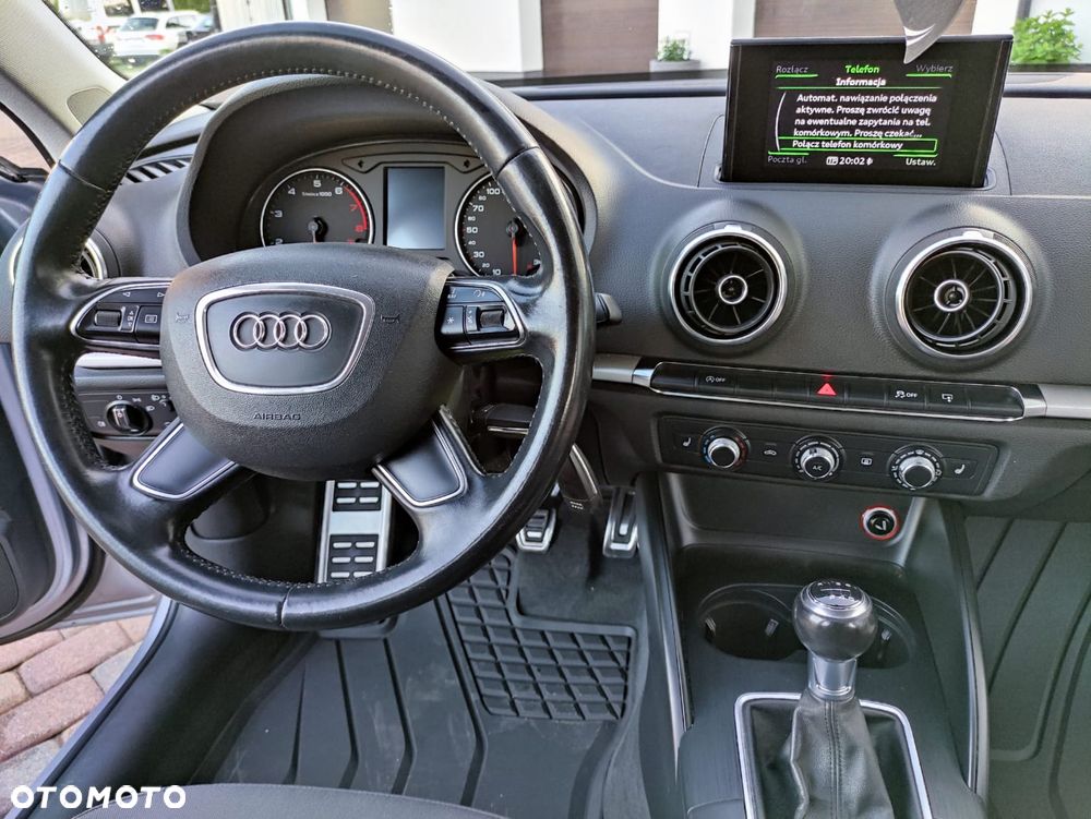 Audi A3 Sportback 1.2 TFSI Ambiente - 22