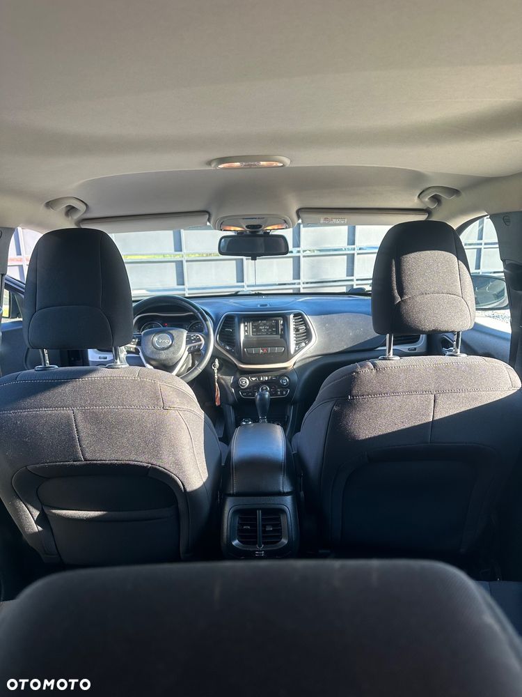 Jeep Cherokee 2.0 MJD Active Drive I Longitude - 13