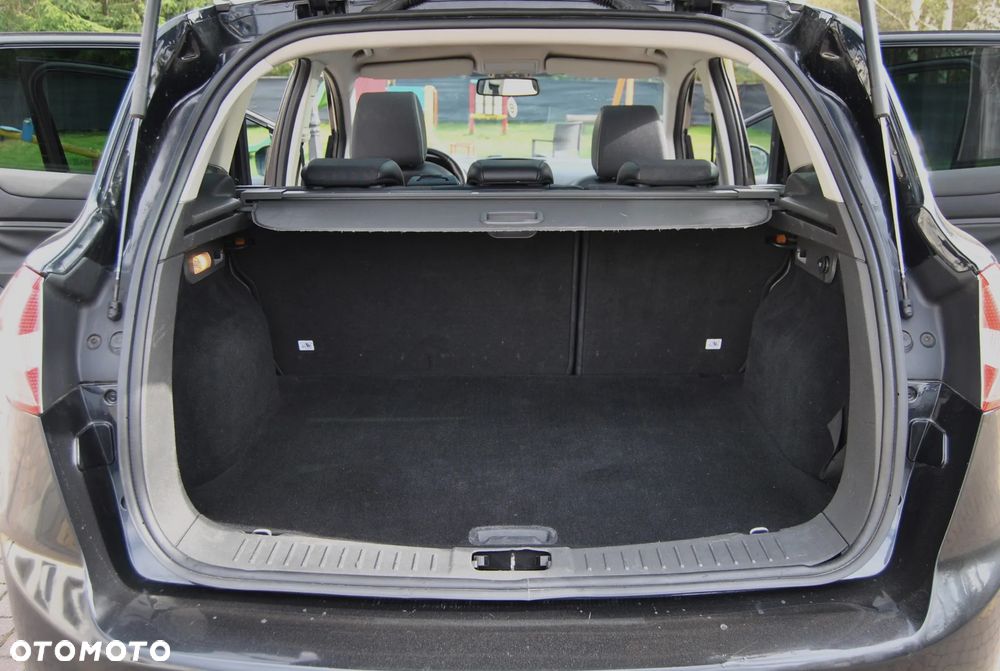 Ford Kuga 2.0 TDCi 4x4 Titanium - 10