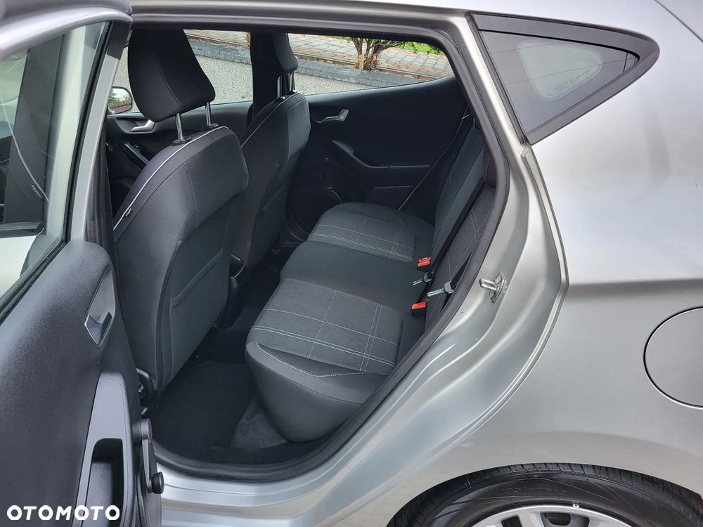 Ford Fiesta 1.1 S&S TREND - 11