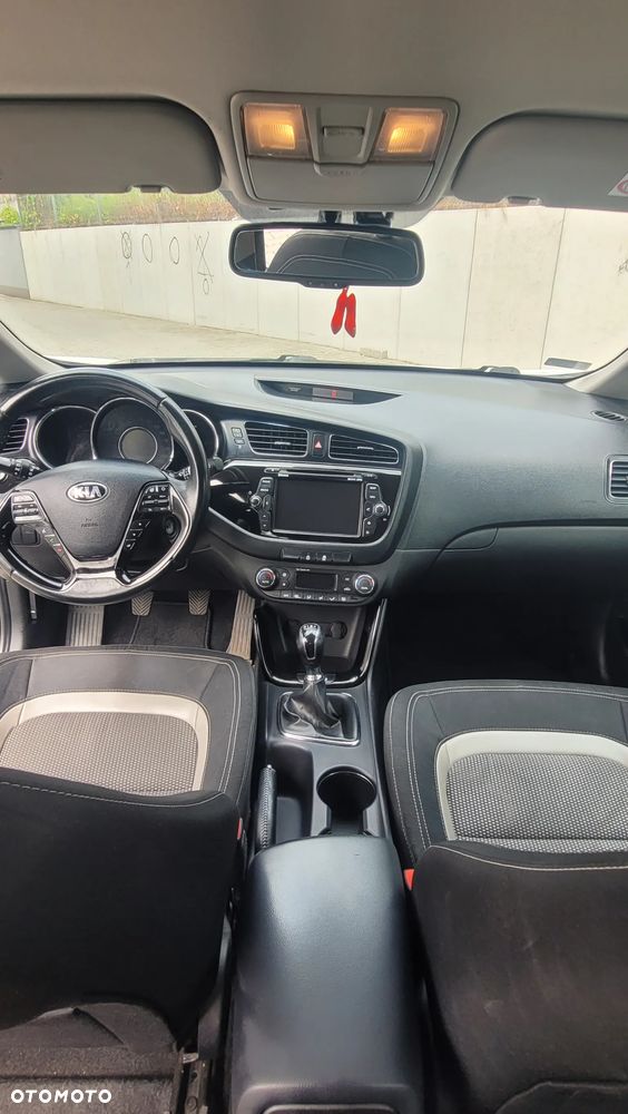 Kia Ceed - 18