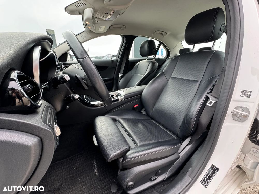 Mercedes-Benz C - 14