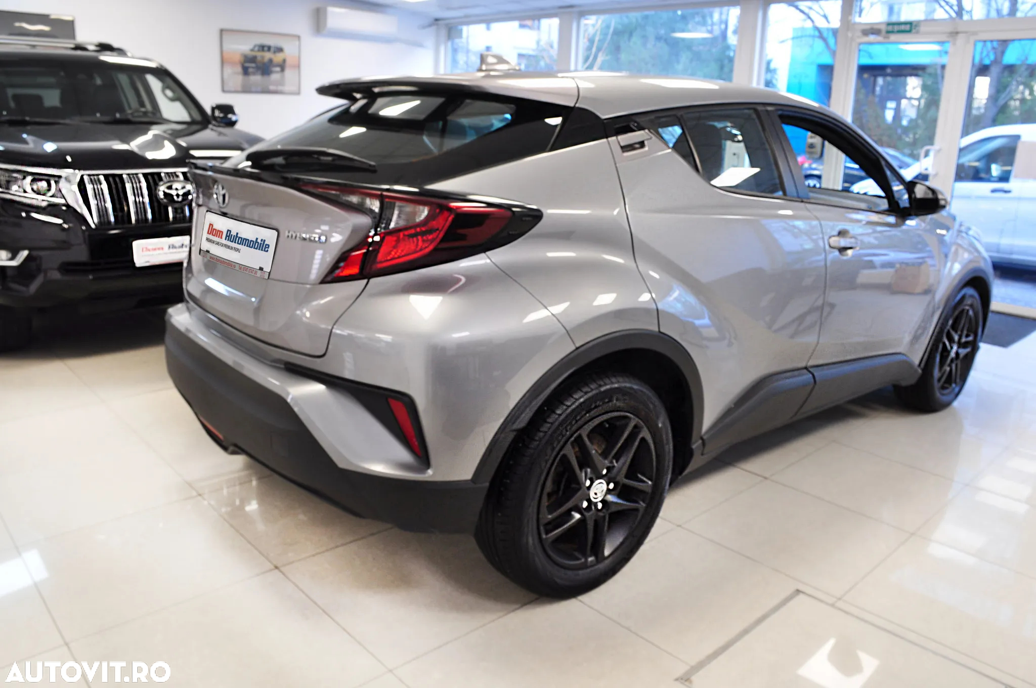 Toyota C-HR 1.8 Hybrid Business Edition - 4