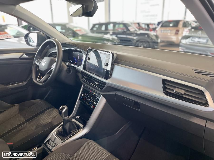 VW T-Roc 1.0 TSI Urban - 27