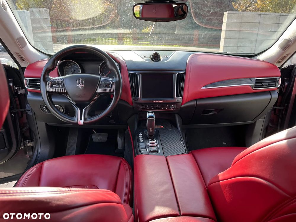 Maserati Levante Granlusso - 18