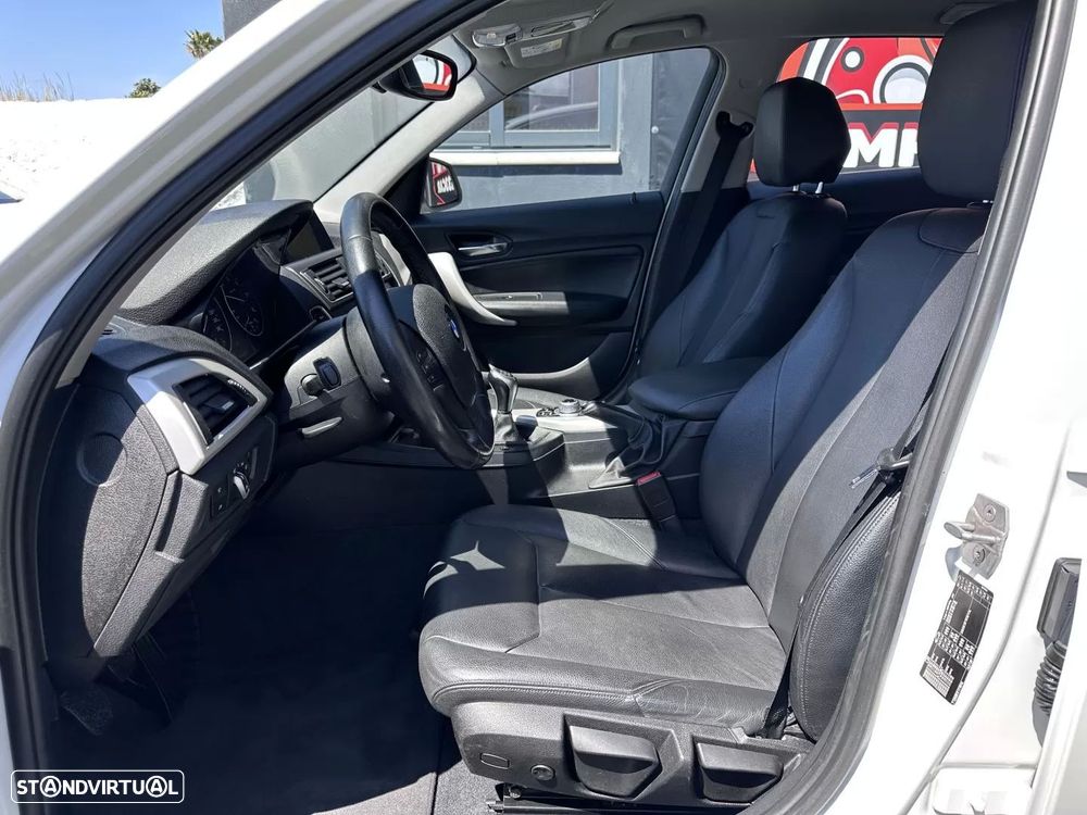 BMW 116 d Sport Line - 18