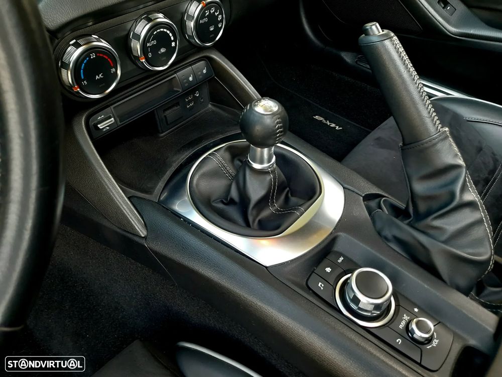 Mazda MX-5 1.5 RF Sky-G Exclusive Line - 22