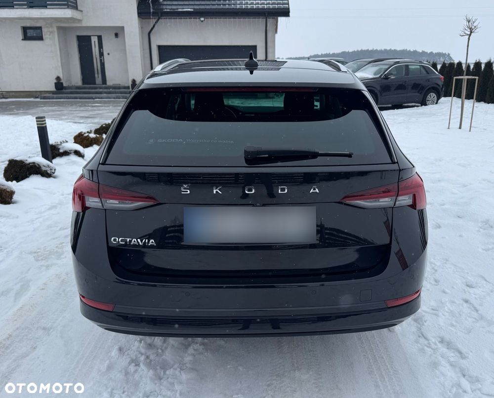 Skoda Octavia 2.0 TDI SCR Style DSG - 8