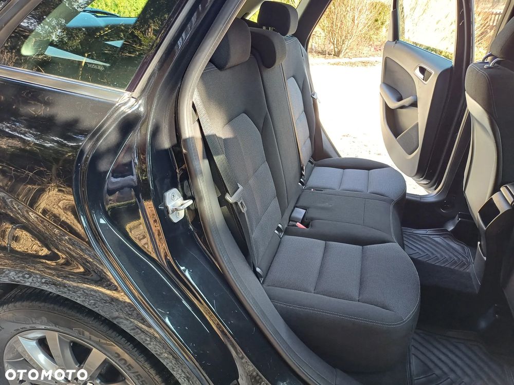 Mercedes-Benz Klasa B 180 CDI (BlueEFFICIENCY) 7G-DCT - 38