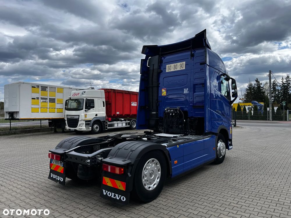 Volvo FH 500 EURO 6 / SPROWADZONY/ SERWISOWANY/KLIMA POSTOJOWA/DWA ZBIORNIKI - 3