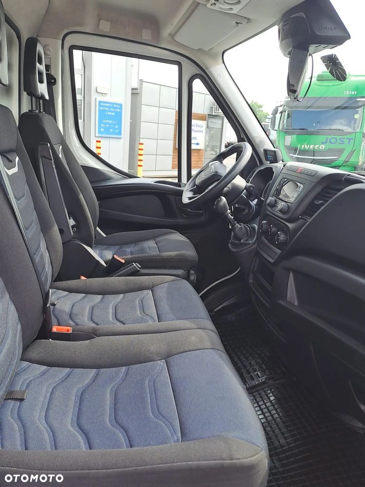 Iveco Daily 50C16  | 3.0 | Bliźniak 8 EP   | Niski przebieg | Winda | Zasilanie zewnętrzne | - 17