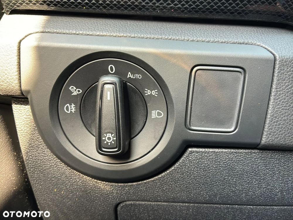 Volkswagen T-Cross - 23