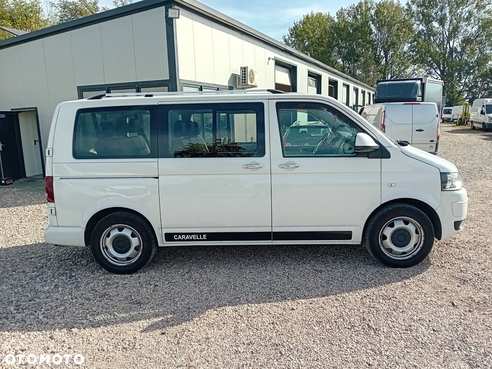 Volkswagen Caravelle - 4