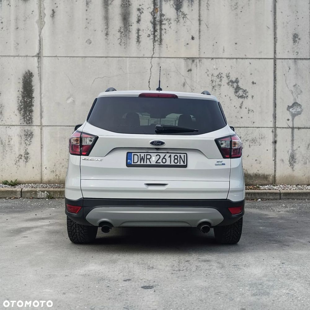 Ford Escape - 4