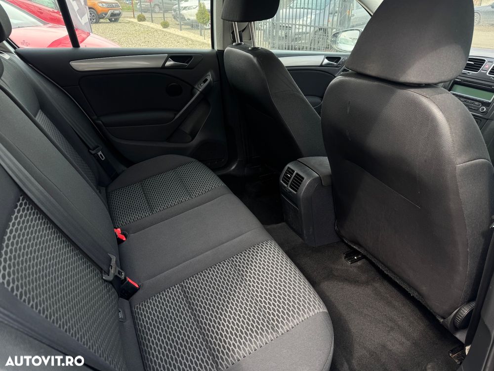 Volkswagen Golf 1.6 Highline - 14