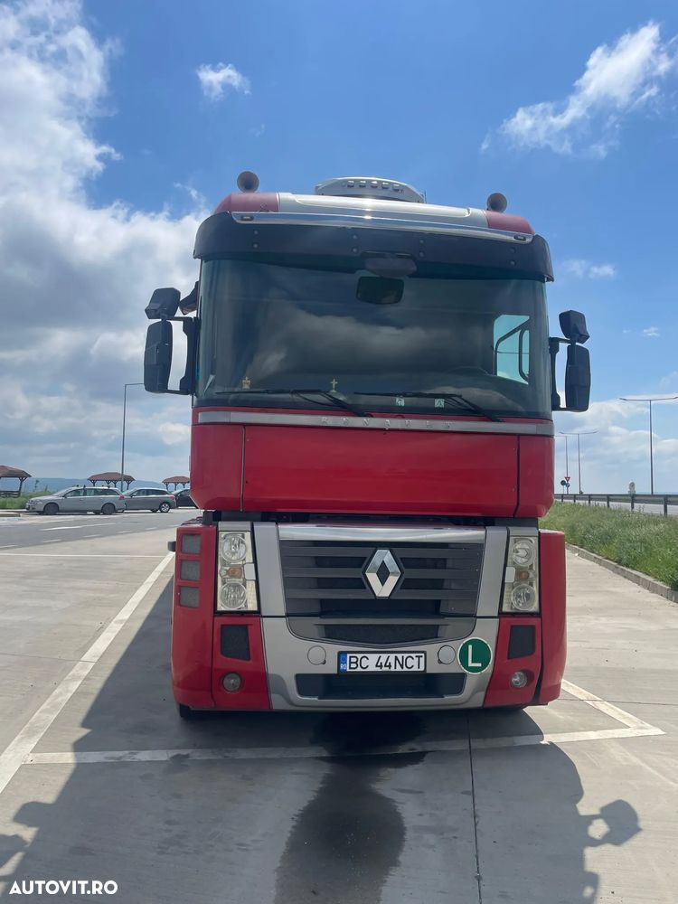 Renault MAGNUM 520 EEV - 11