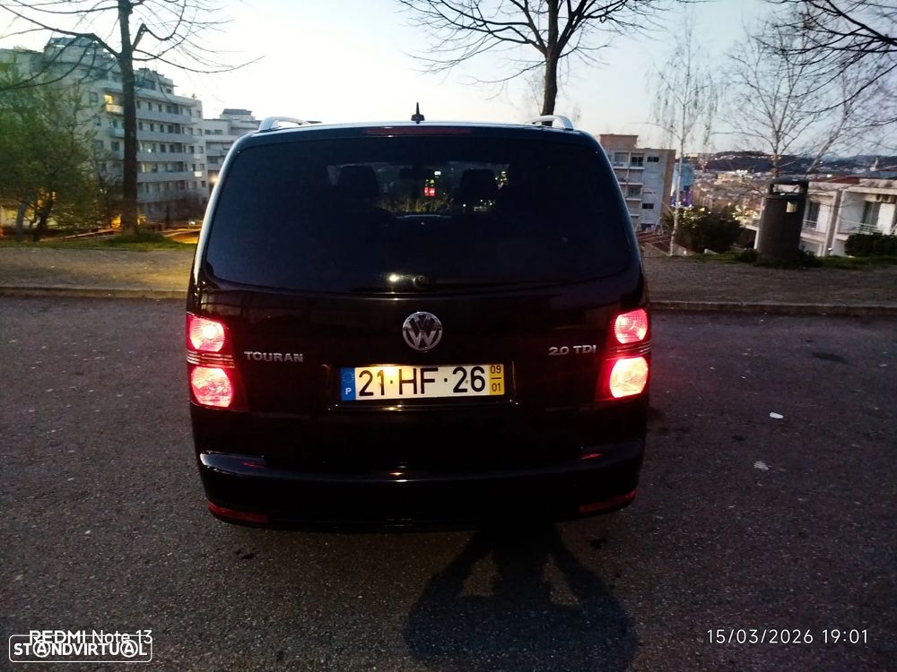 VW Touran 2.0 TDI Highline 7L - 6