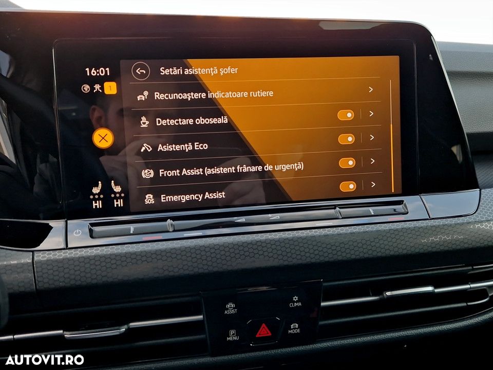 Volkswagen Golf - 23