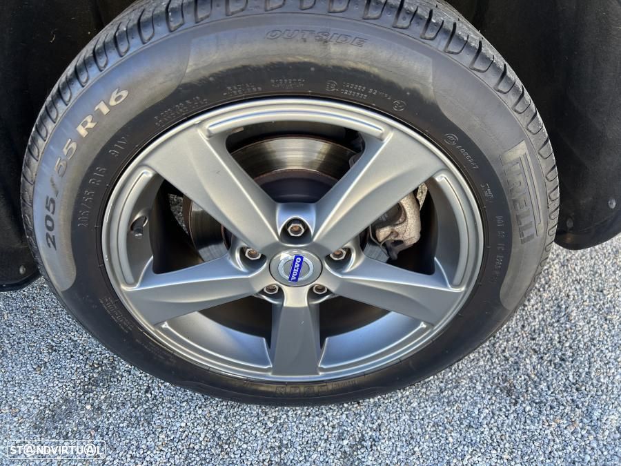 Volvo V40 2.0 D2 Kinetic - 12