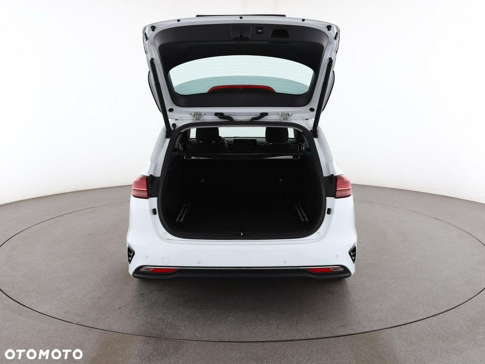 Kia Ceed 1.6 CRDi DCT Spirit - 20