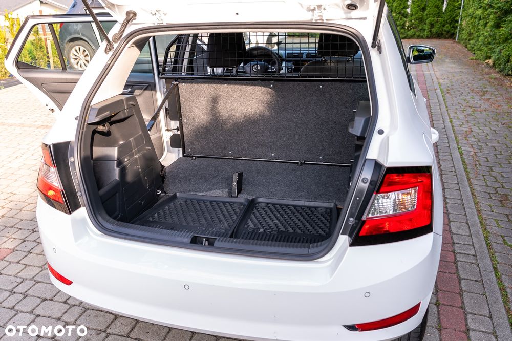 Skoda Fabia 1.0 Ambition - 11