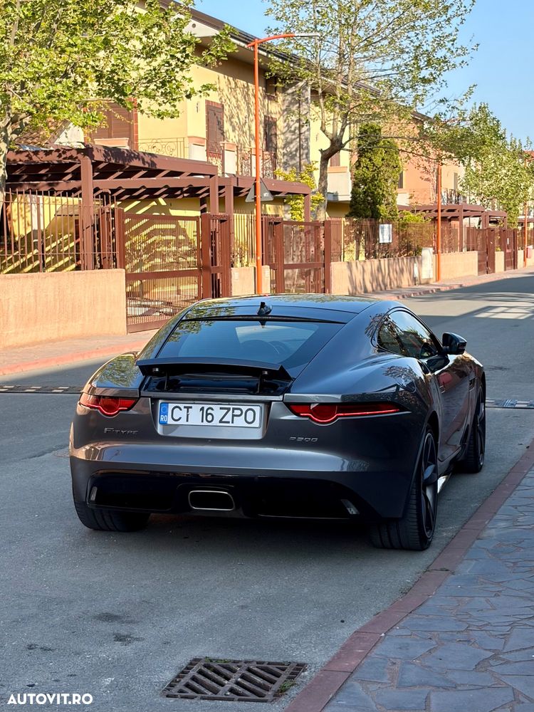 Jaguar F-Type - 3
