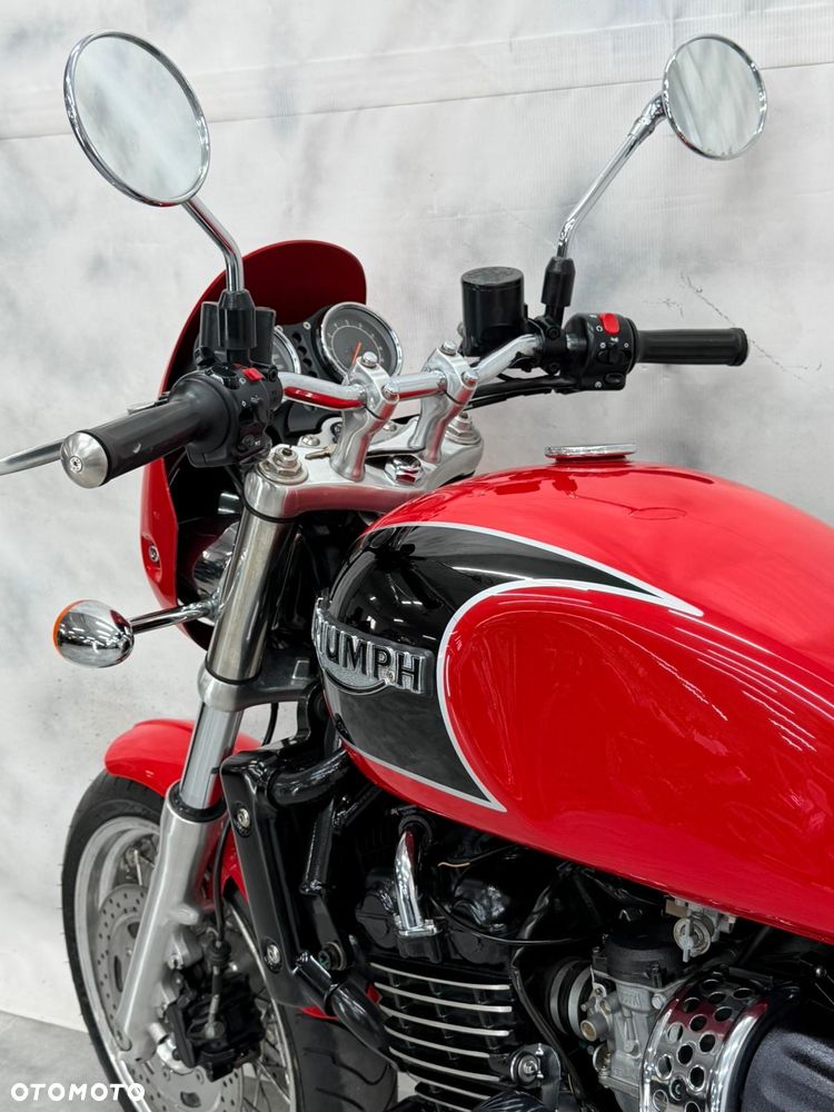 Triumph Thunderbird - 3