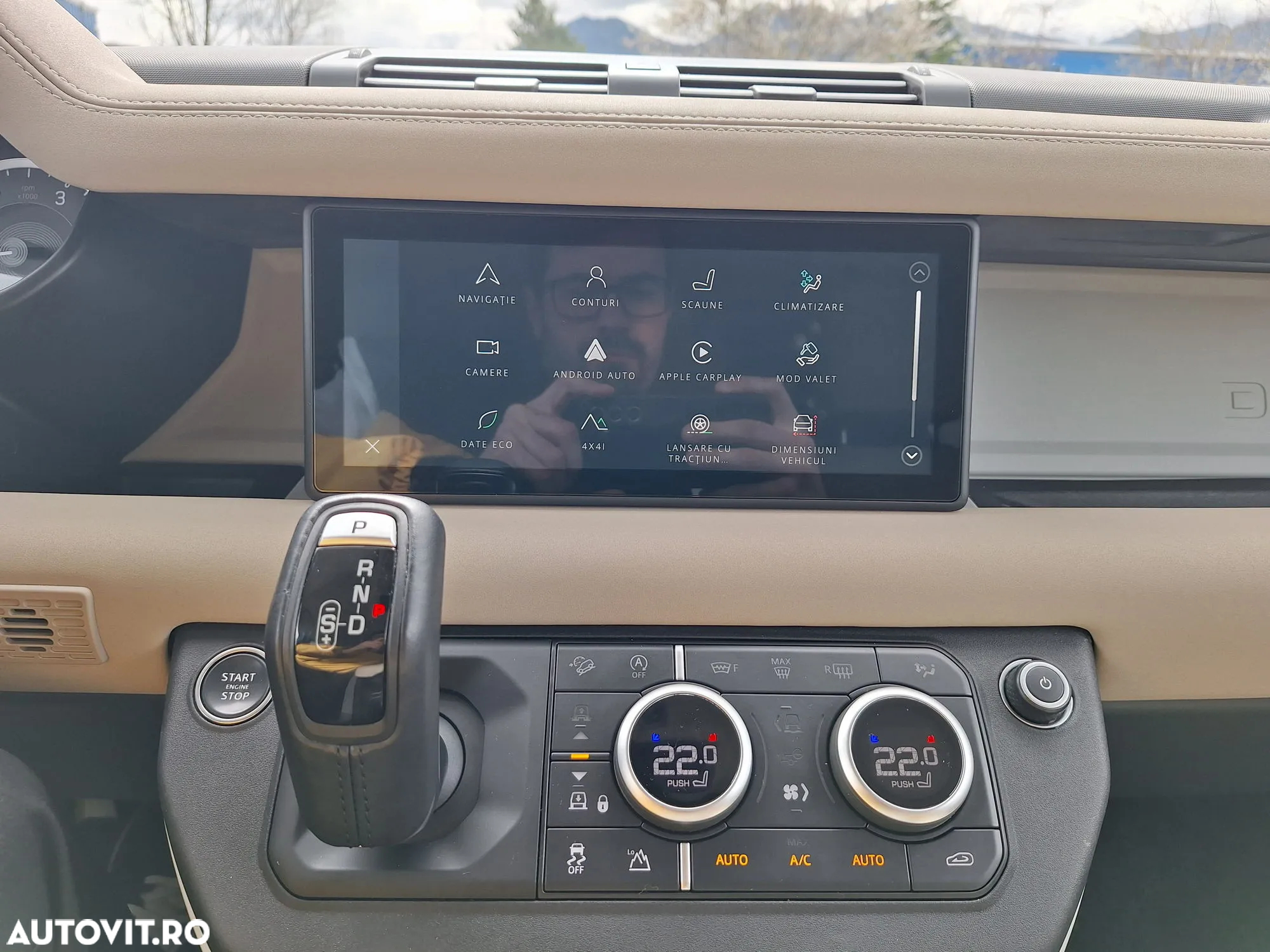 Land Rover Defender - 23