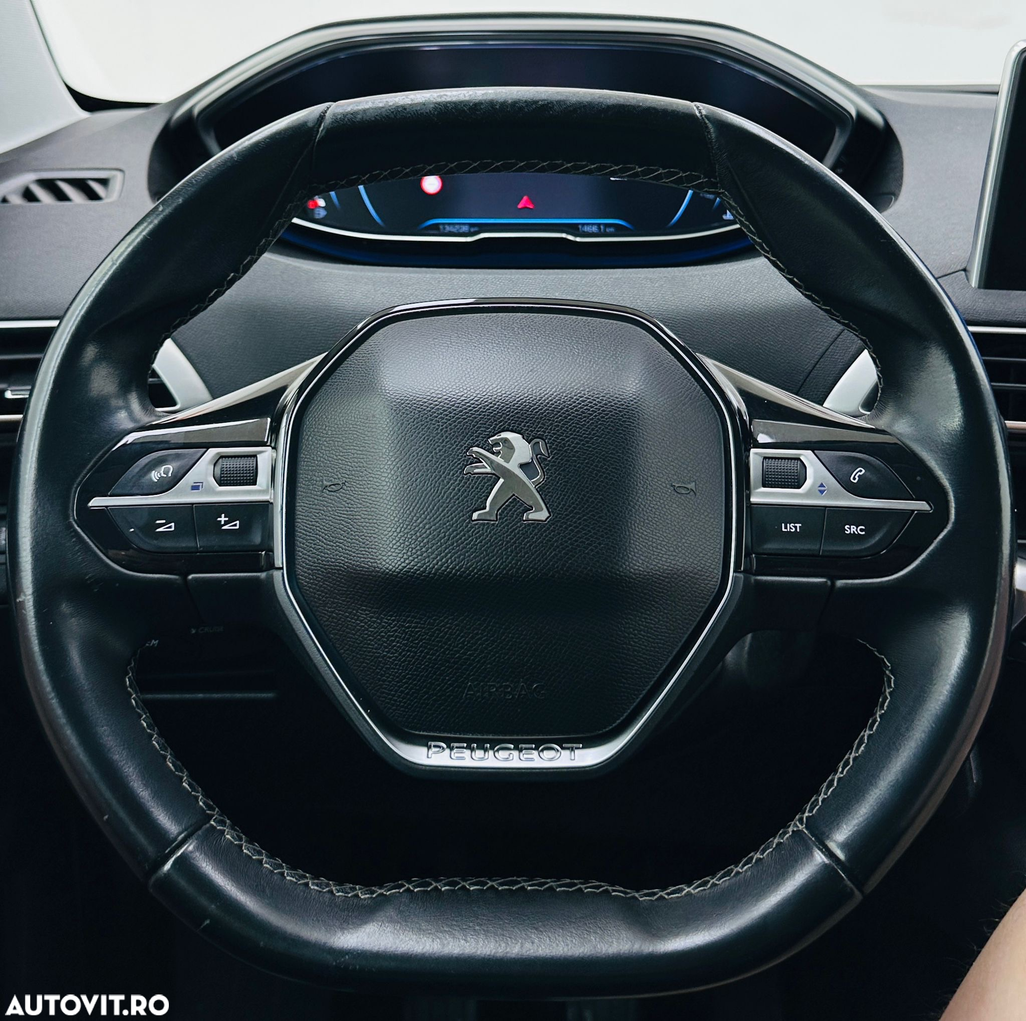 Peugeot 5008 - 40