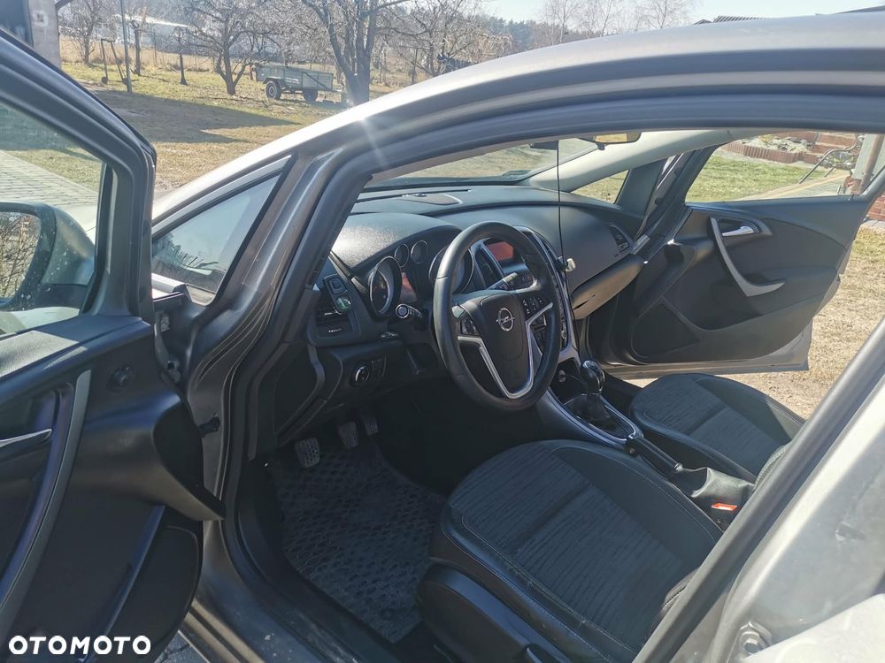 Opel Astra 1.4 T Cosmo - 6