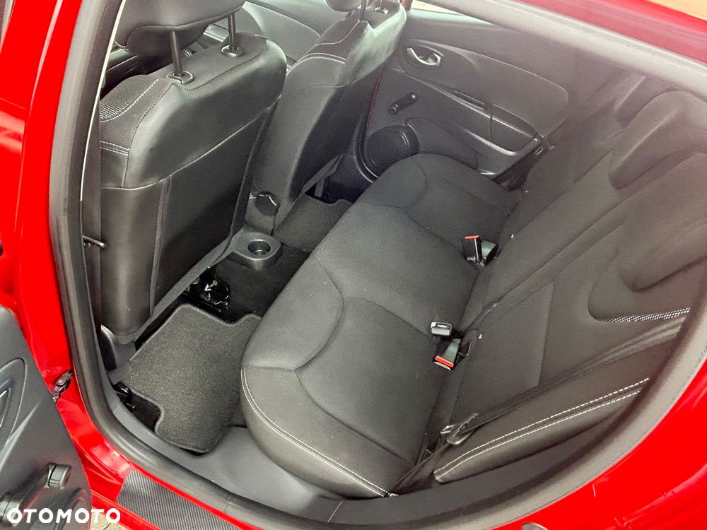 Renault Clio TCe 90 Limited - 15