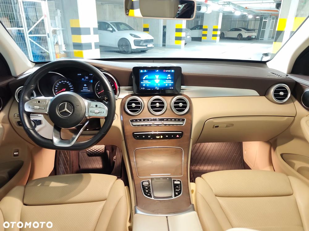 Mercedes-Benz GLC - 8