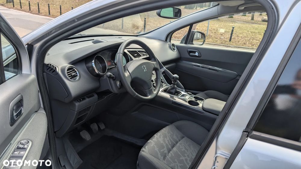 Peugeot 3008 HDi 115 Allure - 14