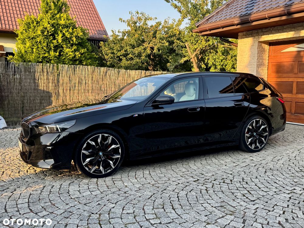 BMW Seria 5 520d xDrive mHEV M Sport - 9