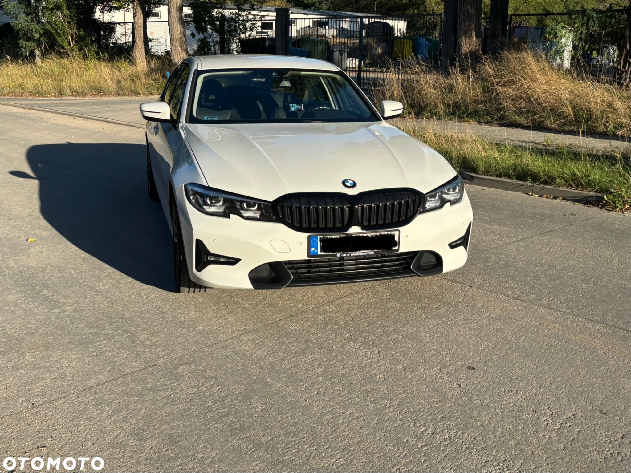 BMW Seria 3 318i - 4
