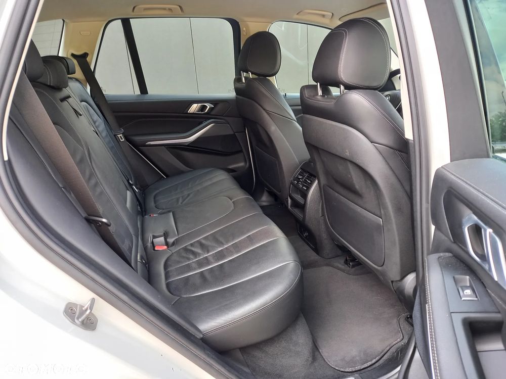 BMW X5 xDrive30d xLine - 7