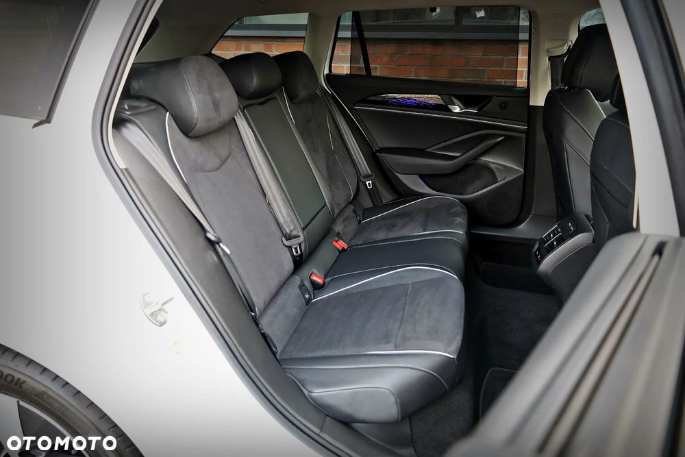 Volkswagen Passat ver-2-0-tdi-scr-elegance-dsg - 25